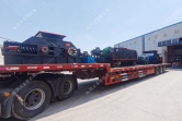 1200*1200雙齒輥破碎機，兩臺900*900軌道移動雙齒輥破碎機發往云南